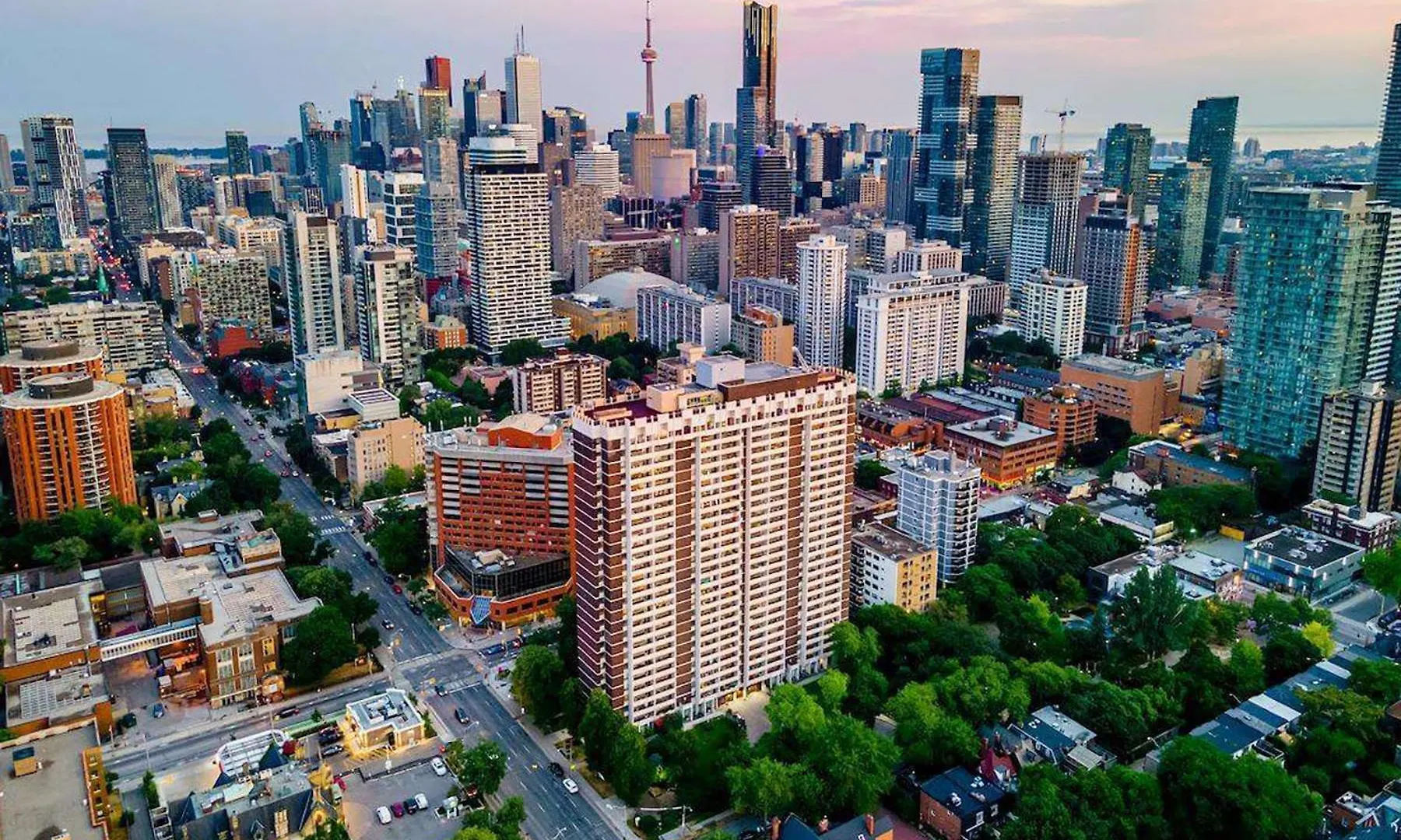 Downtown Gem By The Subway Apartment Toronto 0*,  Canada