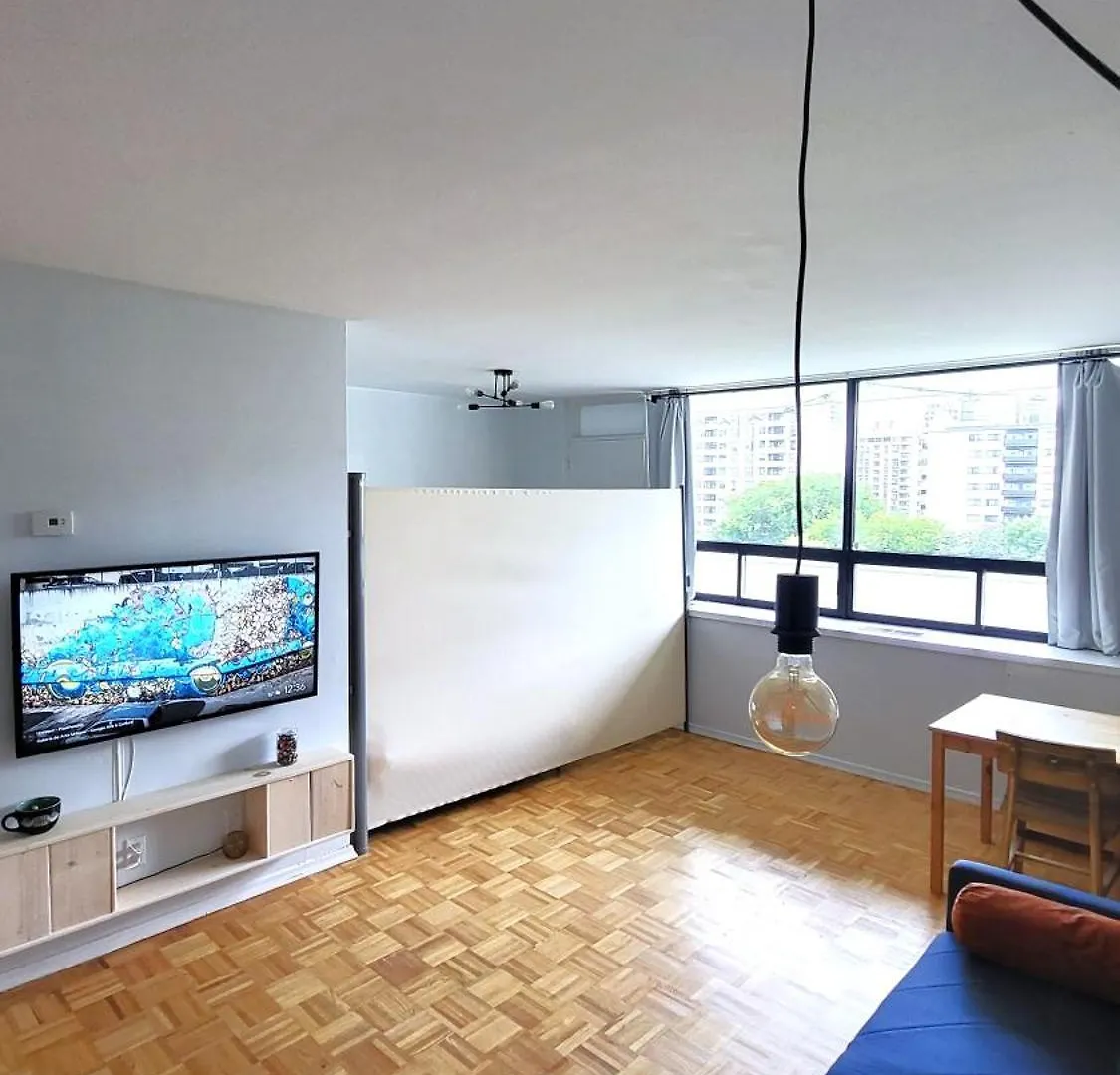 Appartement Downtown Gem By The Subway à Toronto 0*,