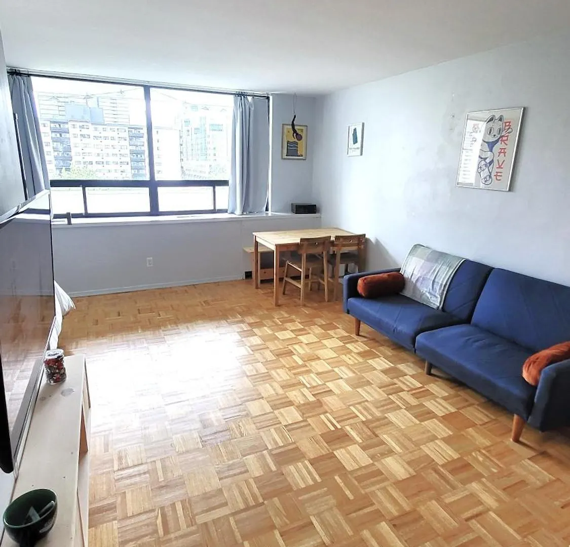 Downtown Gem By The Subway Apartment Toronto