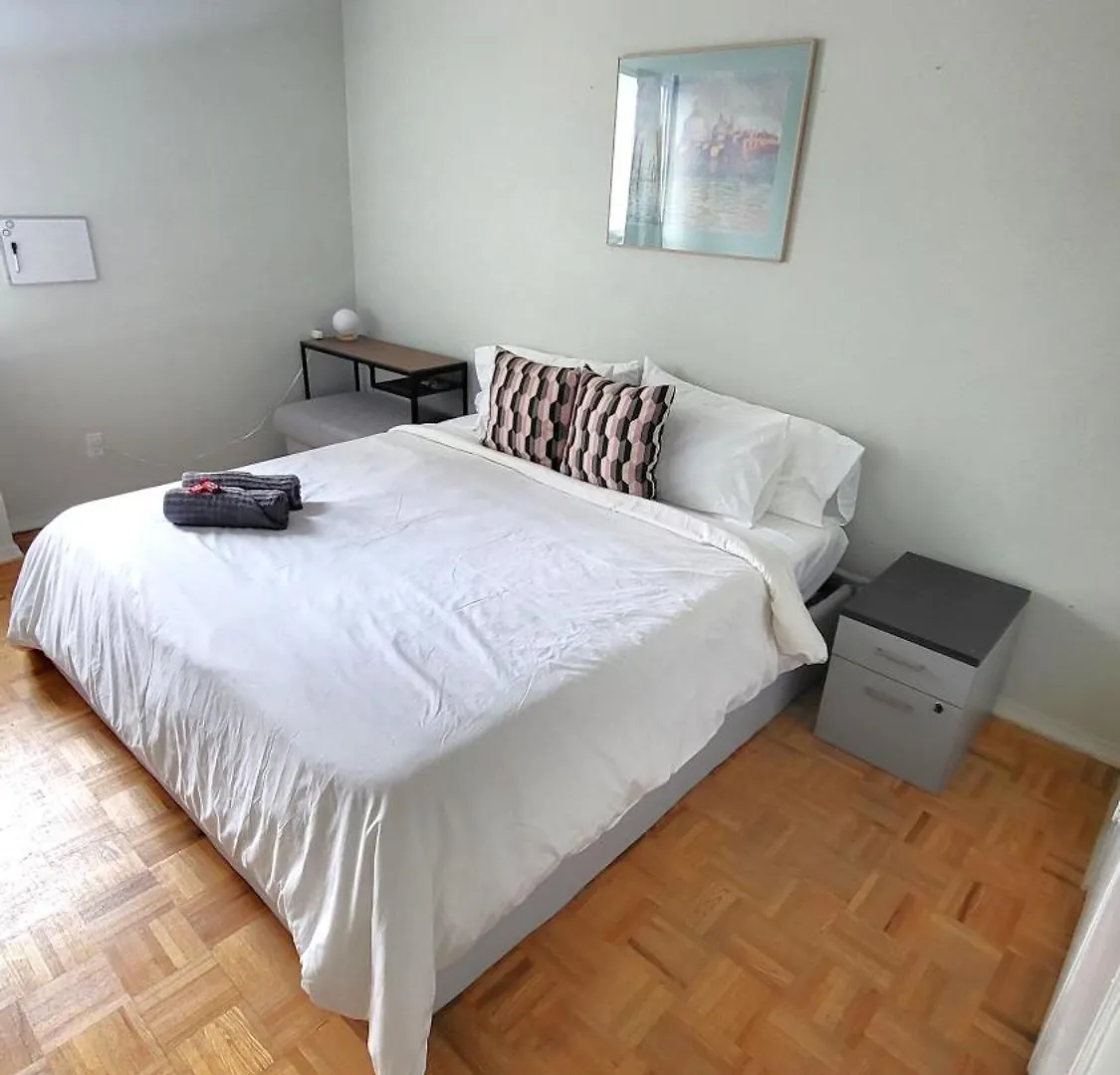 Downtown Gem By The Subway Apartment Toronto